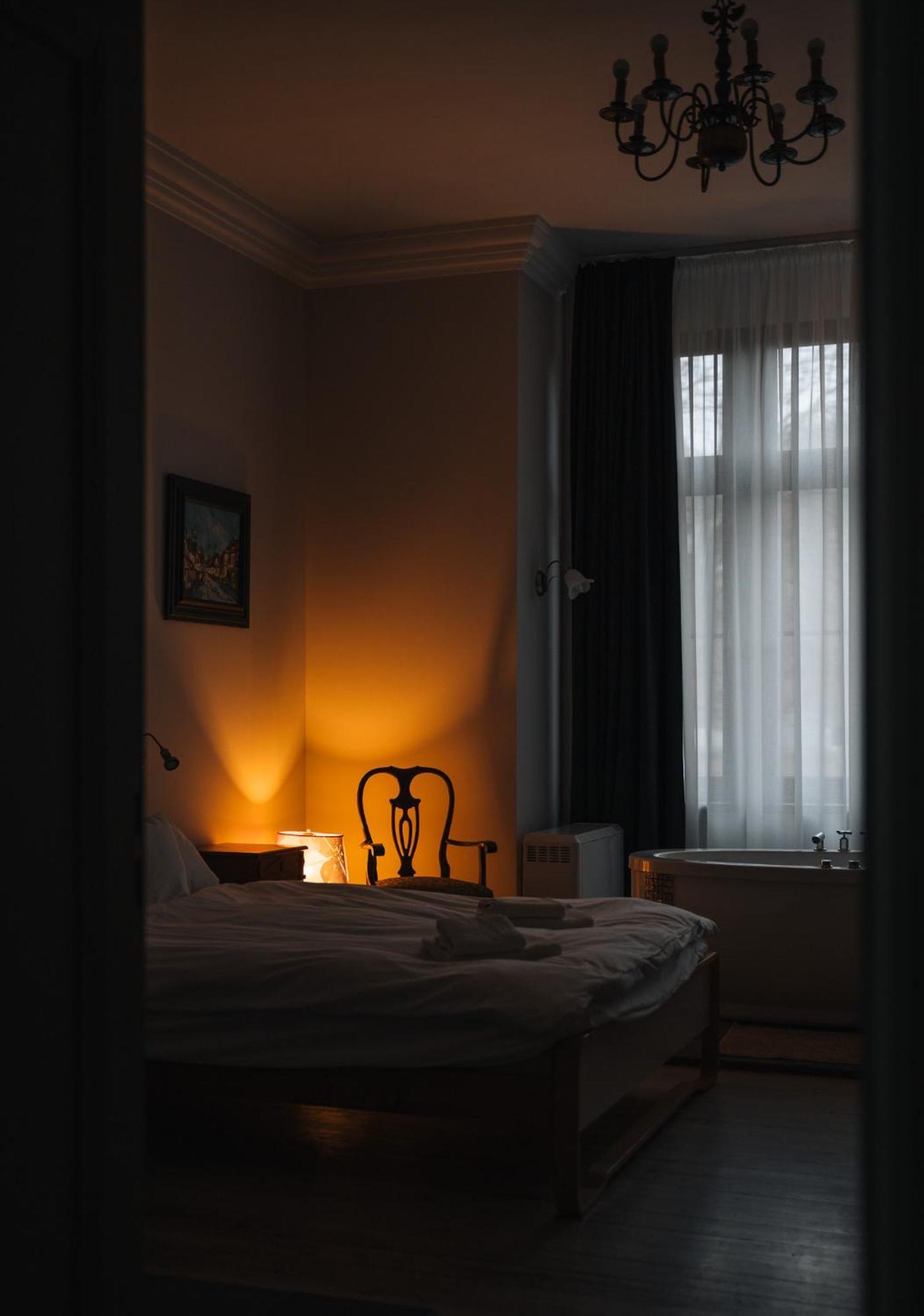 Folwark Wielka Wies - Palac Pod Debem Glowczyce Exterior foto
